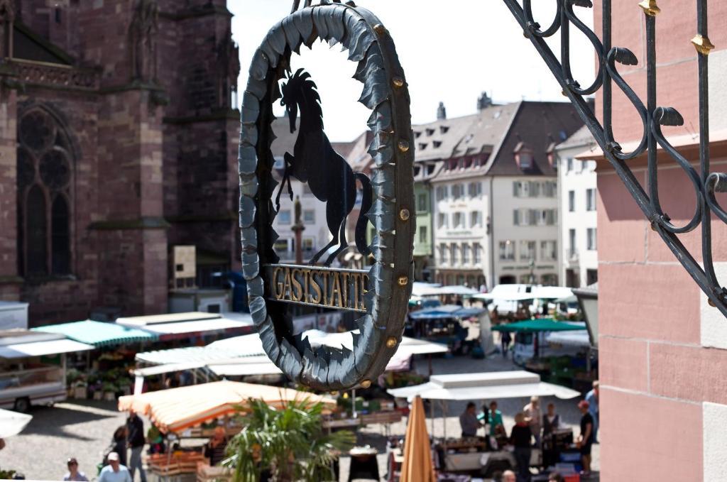Hotel Rappen Am Muensterplatz Freiburg im Breisgau Exteriör bild