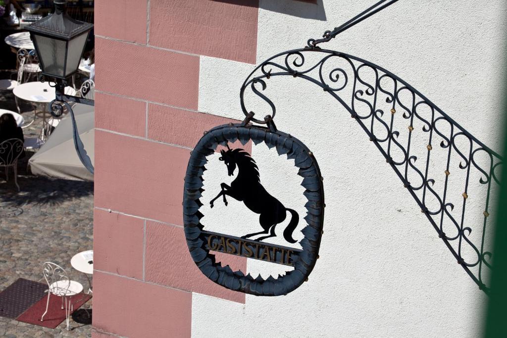 Hotel Rappen Am Muensterplatz Freiburg im Breisgau Exteriör bild