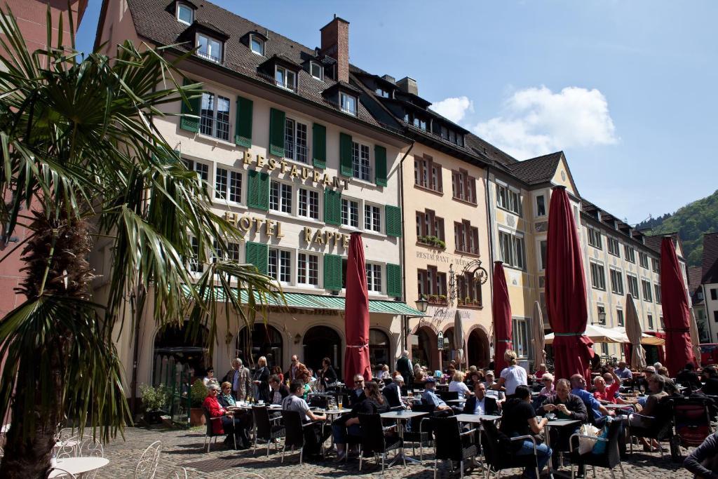Hotel Rappen Am Muensterplatz Freiburg im Breisgau Exteriör bild