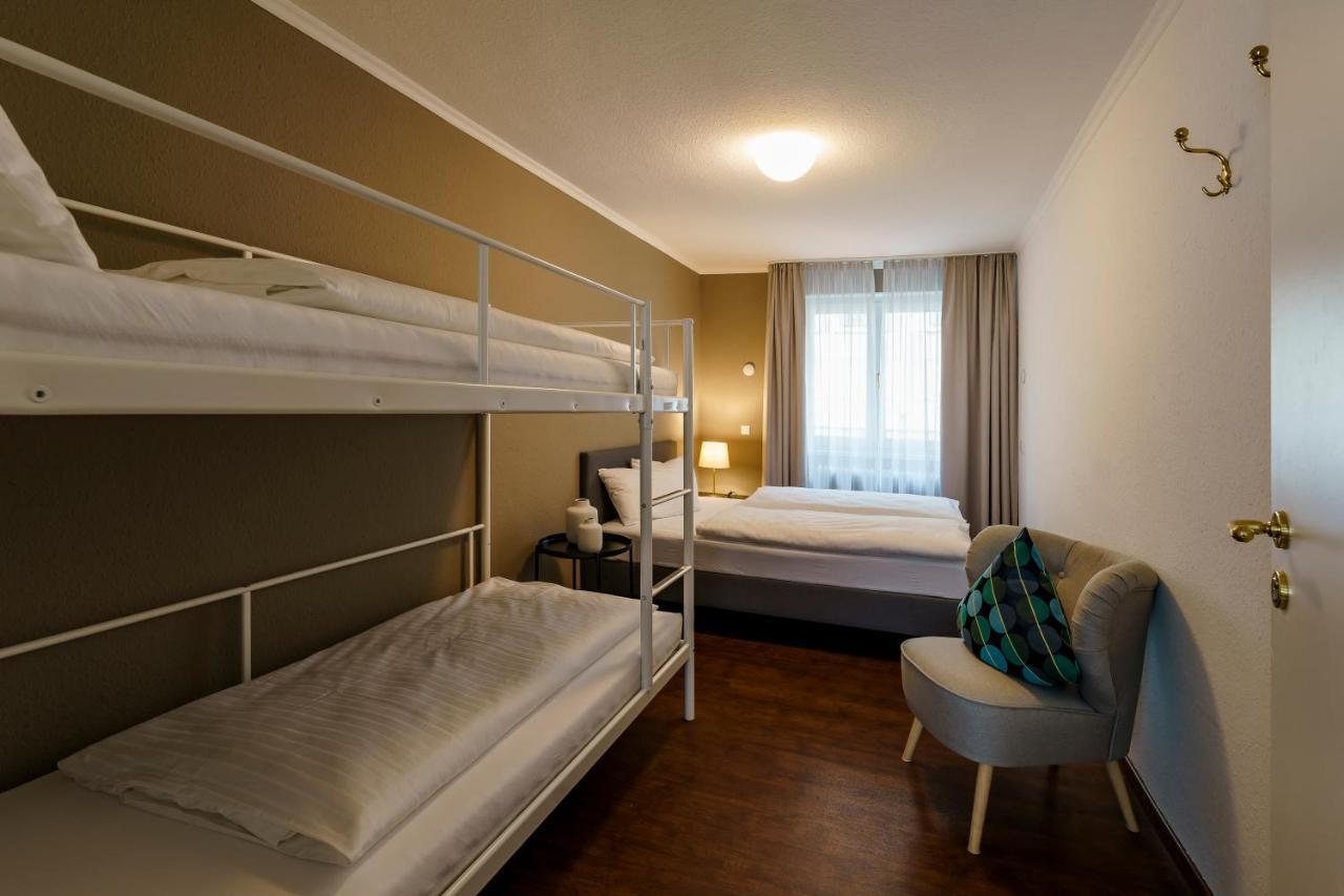 Hotel Rappen Am Muensterplatz Freiburg im Breisgau Exteriör bild